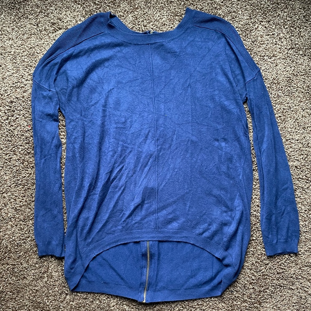 👌3/$12👌 Hi-Lo Blue Zipper Back Sweater